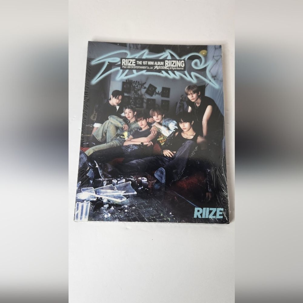 Rizze Riizing: The 1st Mini Album CD NIB